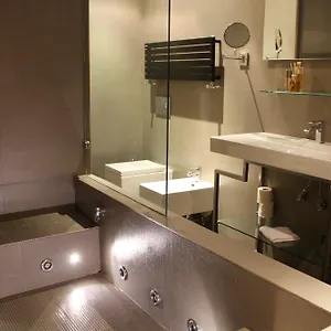 Piazza Del Gesu' Luxury 2*, Rom Italien